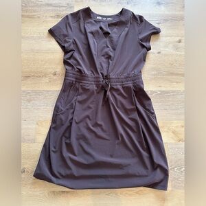 REI Brown Short-Sleeve Drawstring Waist Dress